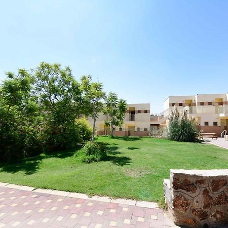 Hi - Arad Hostel Exterior photo