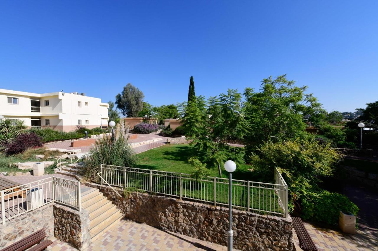 Hi - Arad Hostel Exterior photo