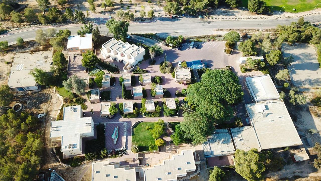 Hi - Arad Hostel Exterior photo